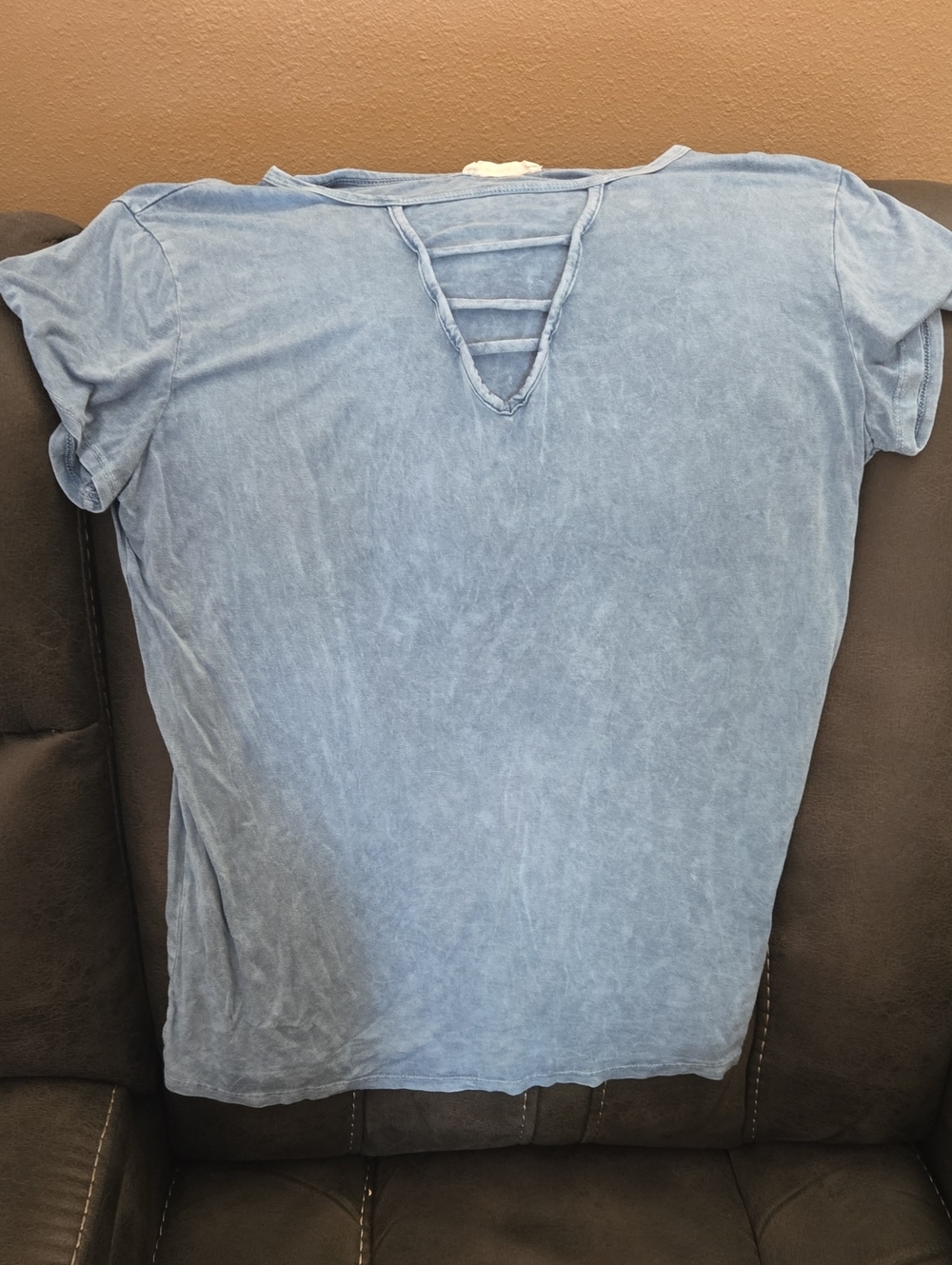 Promesa Light Blue Short Sleeve Tee with Ladder Front V